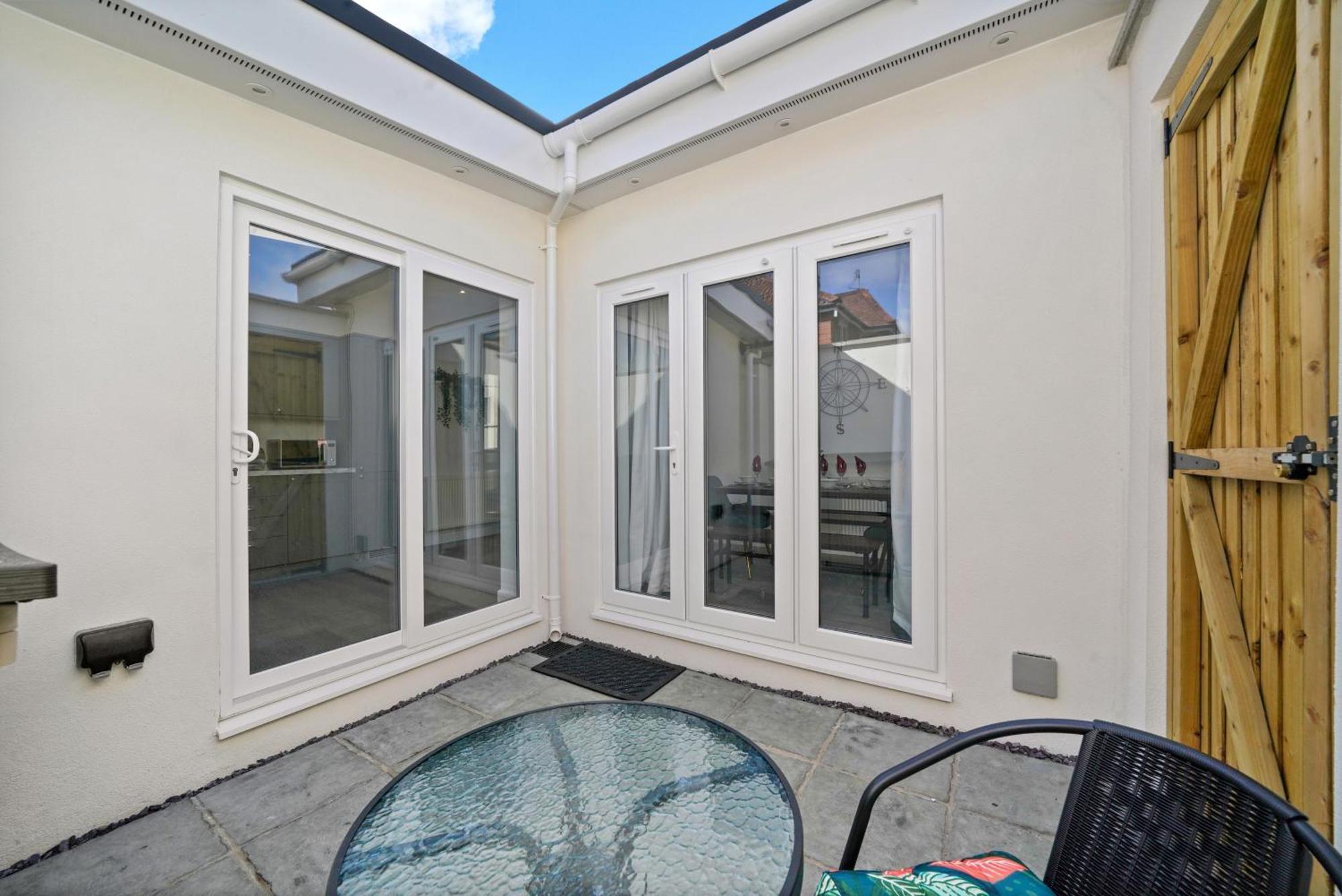 Spacious Modern Retreat - Near Temple Meads Сasa de vacaciones