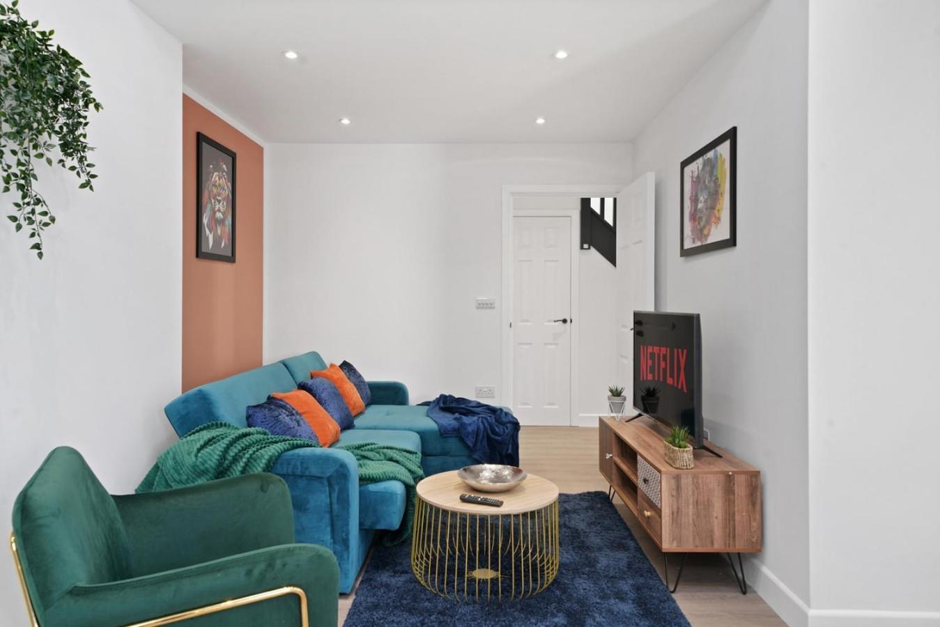Spacious Modern Retreat - Near Temple Meads Сasa de vacaciones Bristol