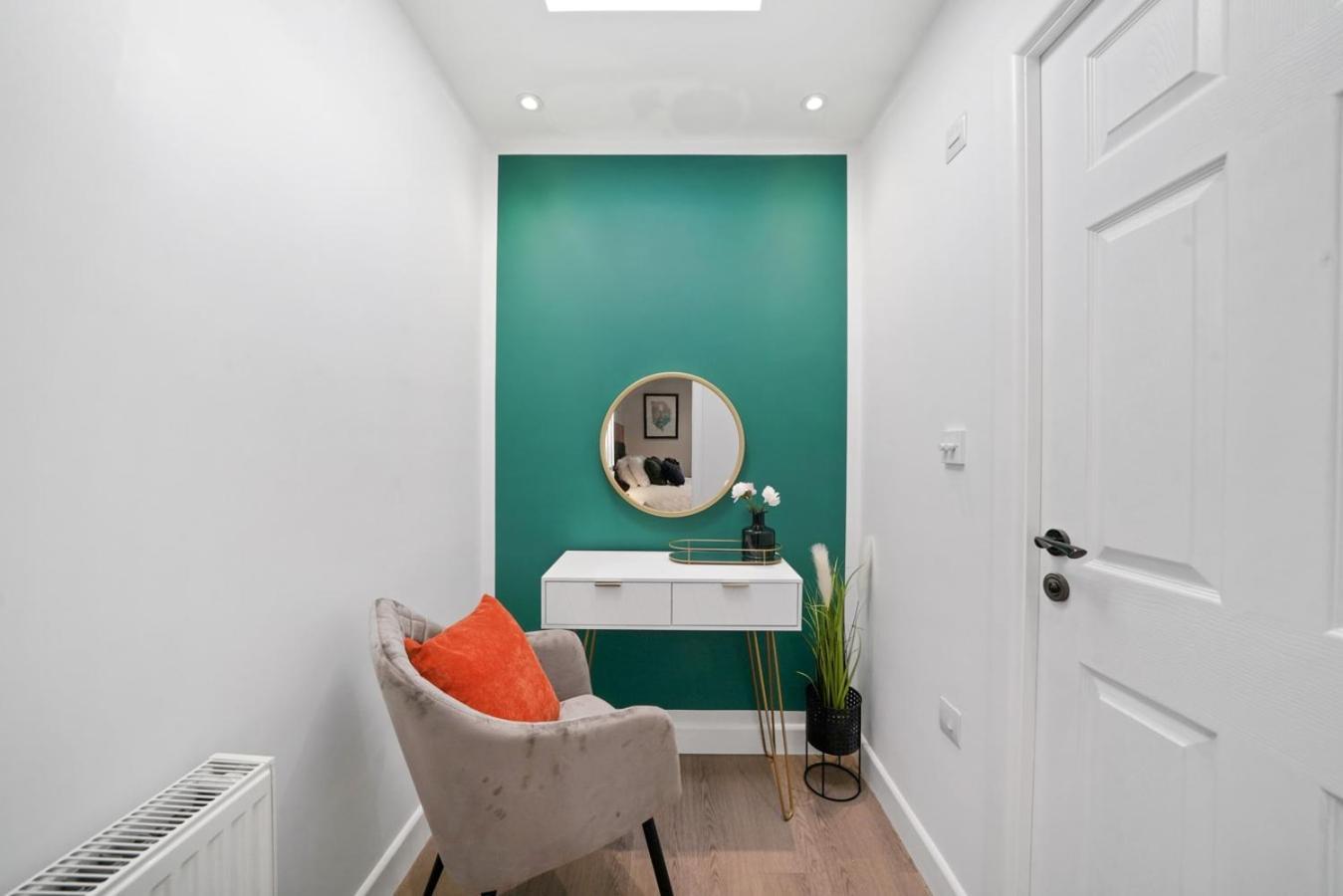 Сasa de vacaciones Spacious Modern Retreat - Near Temple Meads